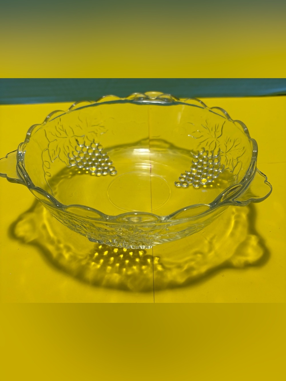 Clear Pressed Glass Grape Pattern Round Serving Bowl 8" Diameter x 3" H